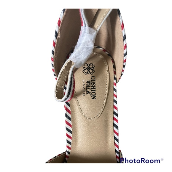 New Size 7 stripped heels open toes, strap around ankle - Picture 5 of 6